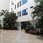 1401 Apartamento con AC, Piscina y Cerca Playa