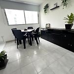 1401 Apartamento con AC, Piscina y Cerca Playa
