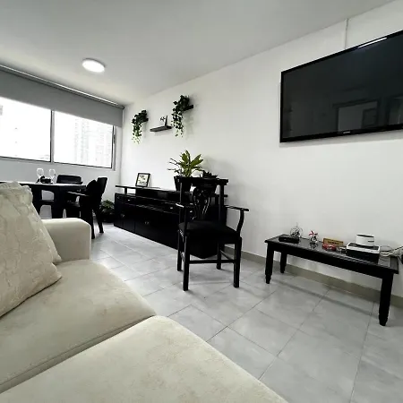 1401 Con Ac, Piscina Y Cerca Playa Apartamento