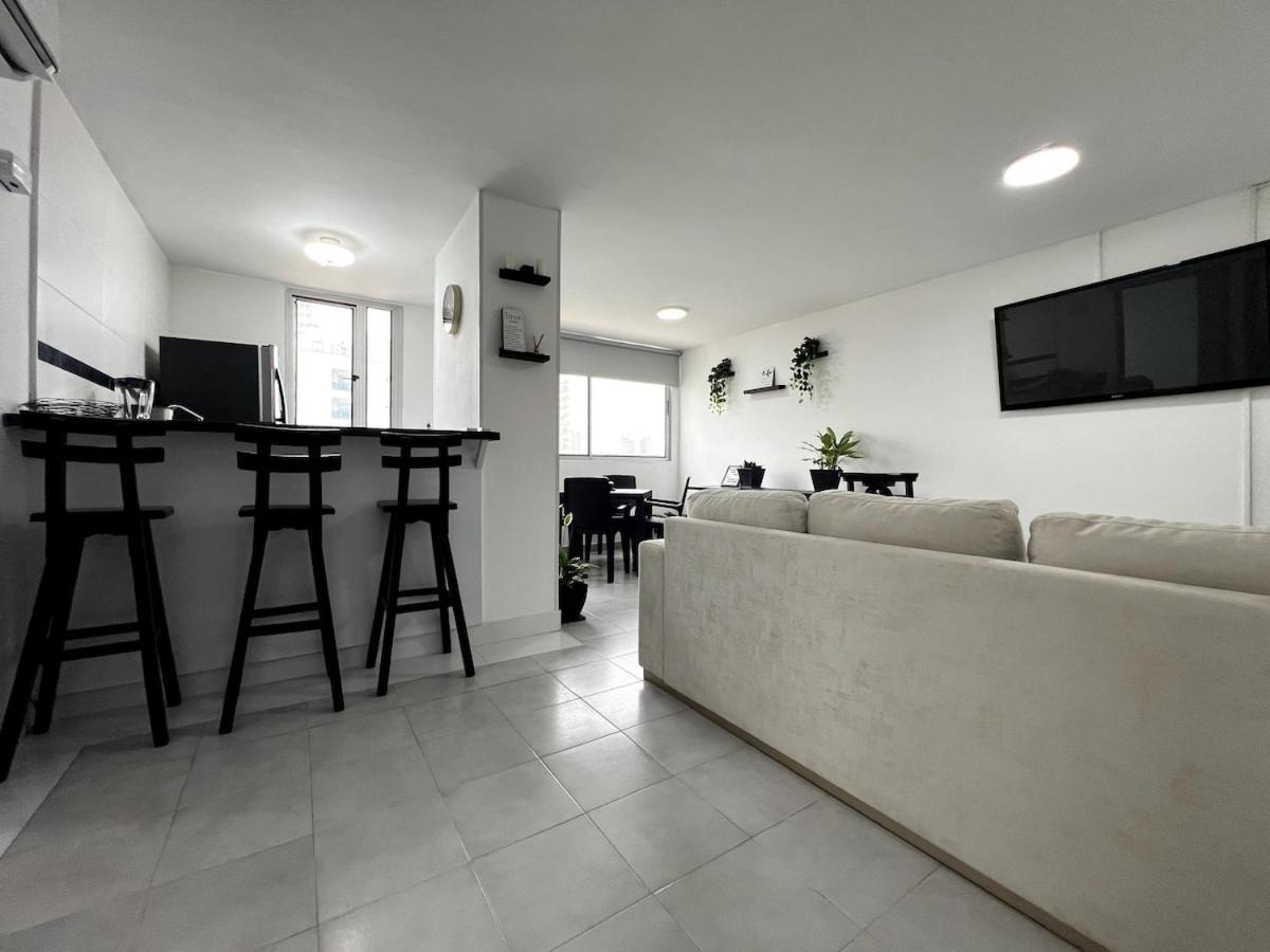 1401 Con Ac, Piscina Y Cerca Playa * Cartagena