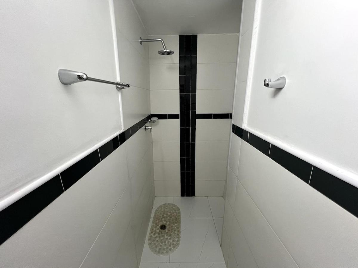 1401 Con Ac, Piscina Y Cerca Playa